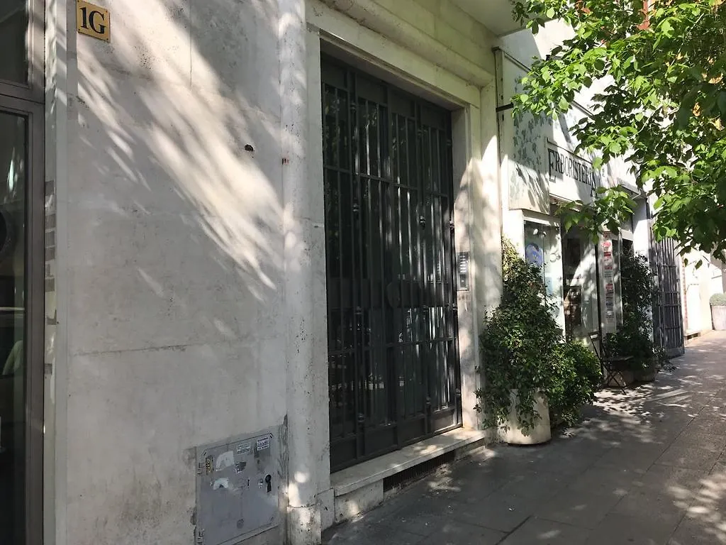 Bed and Breakfast Sensation House à Rome